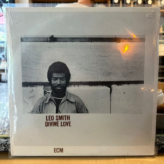 Leo Smith - Divine Love