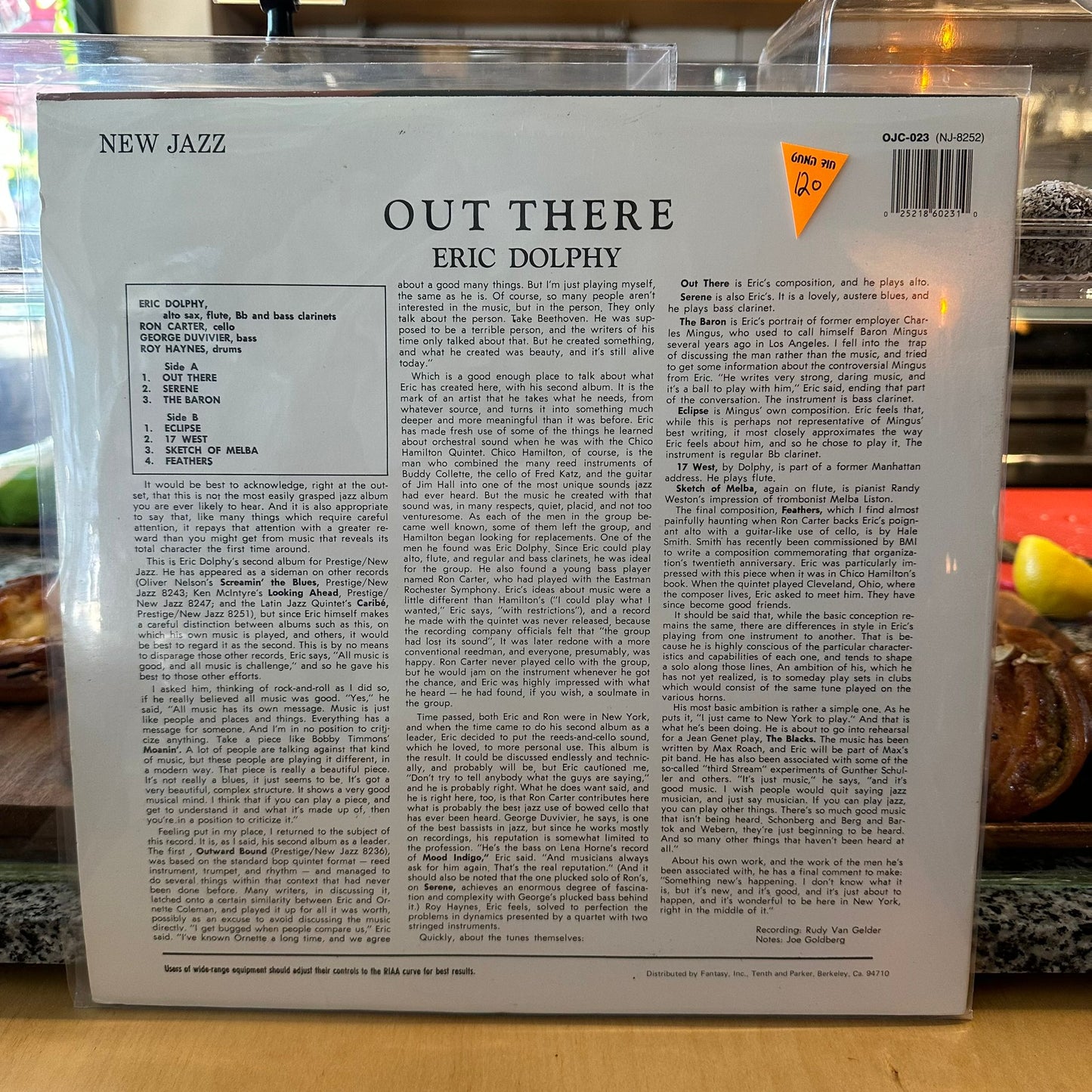 Eric Dolphy - Out There