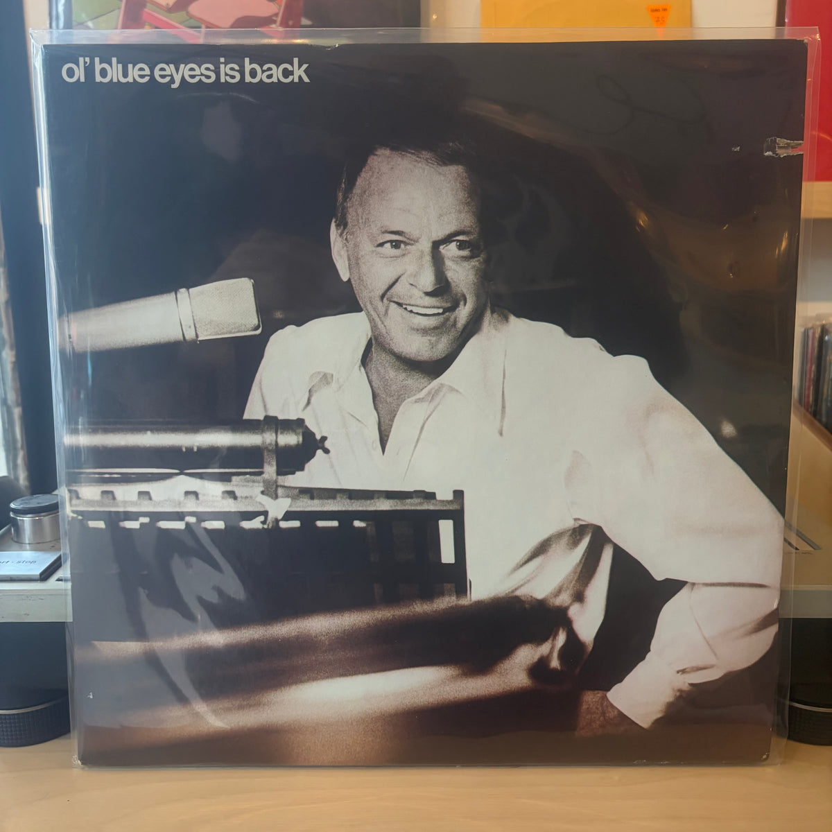 Frank Sinatra - Ol' Blue Eyes Is Back