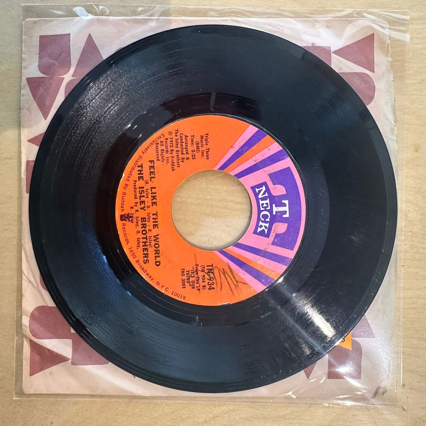 The Isley Brothers — Lay-Away / Feel Like The World 7"