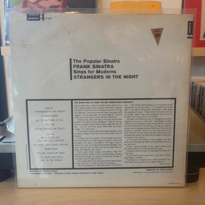 Frank Sinatra - Strangers In The Night