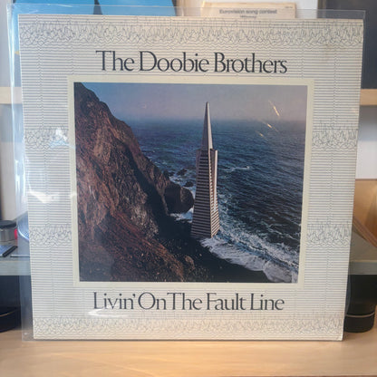 The Doobie Brothers - Livin On The Fault Line