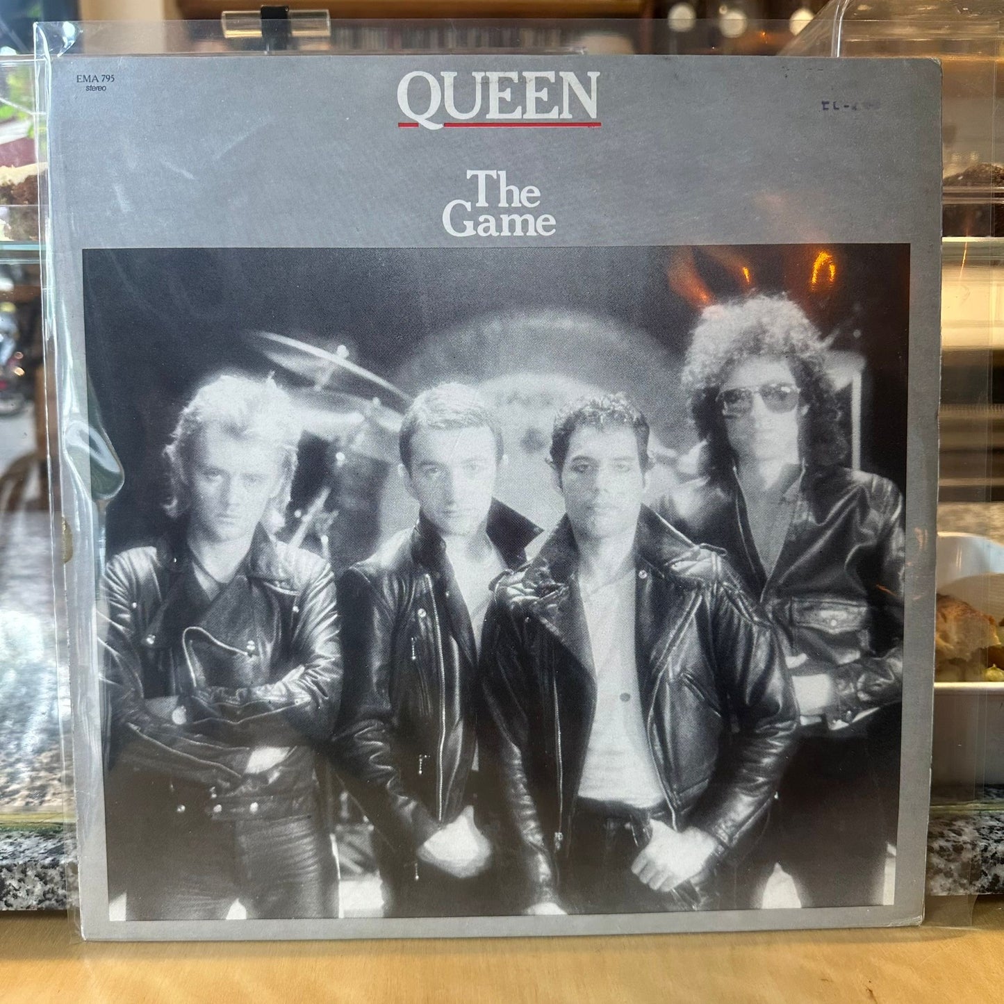 Queen - The Game