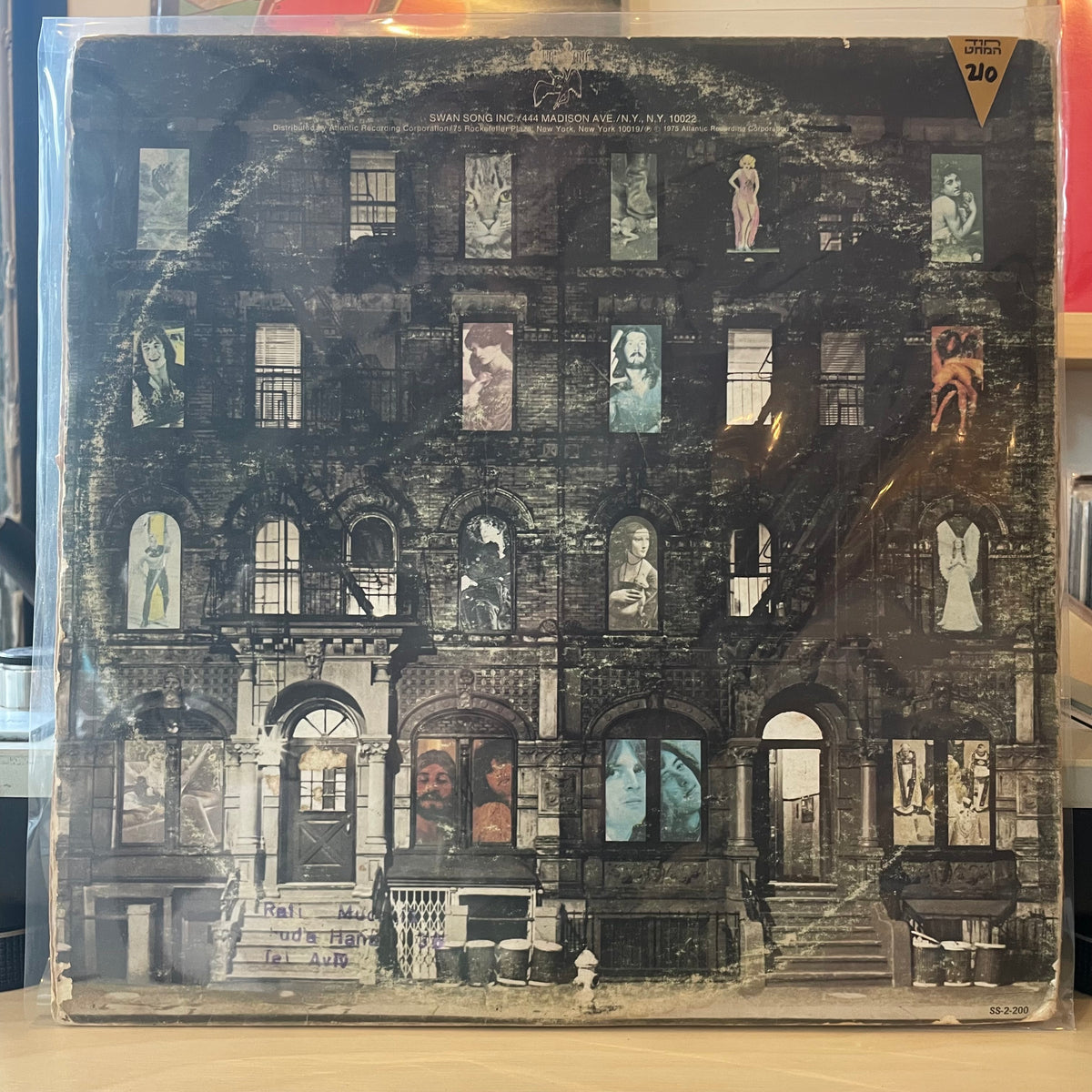 Led Zeppelin - Physical Graffiti