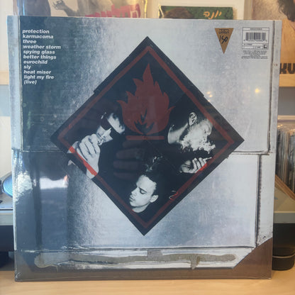 Massive Attack - Protection