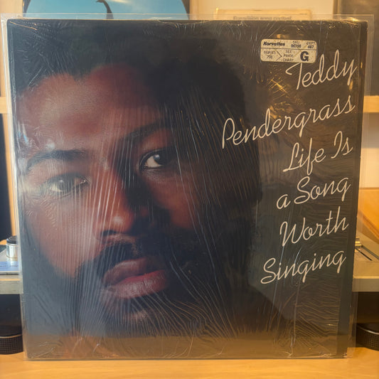 Teddy Pendergrass - Life Is A Song Worth Singing