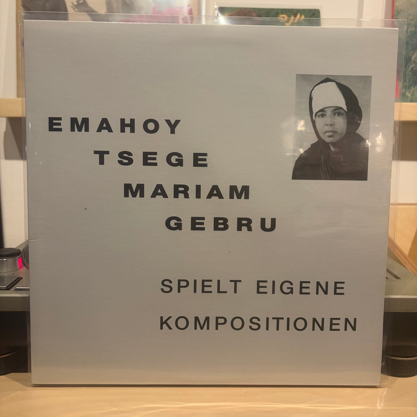 Emahoy Tsege Mariam Gebru - Spielt Eigene Kompositionen