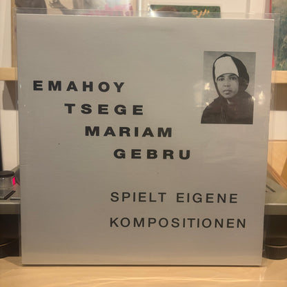Emahoy Tsege Mariam Gebru - Spielt Eigene Kompositionen