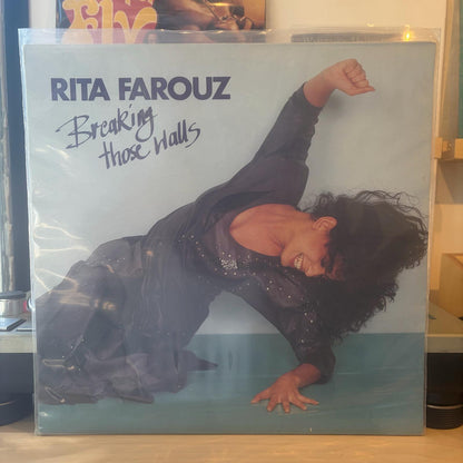 Rita Farouz - Breaking Those Walls