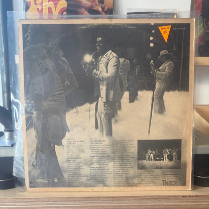The Isley Brothers - The heat is on
