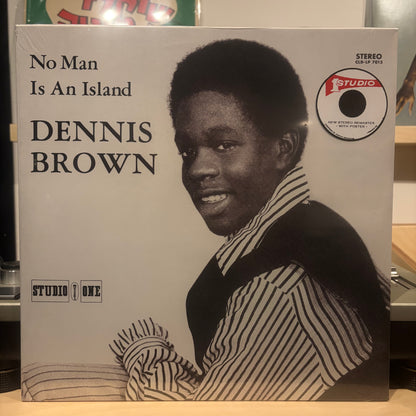Dennis Brown - No Man Is An Island
