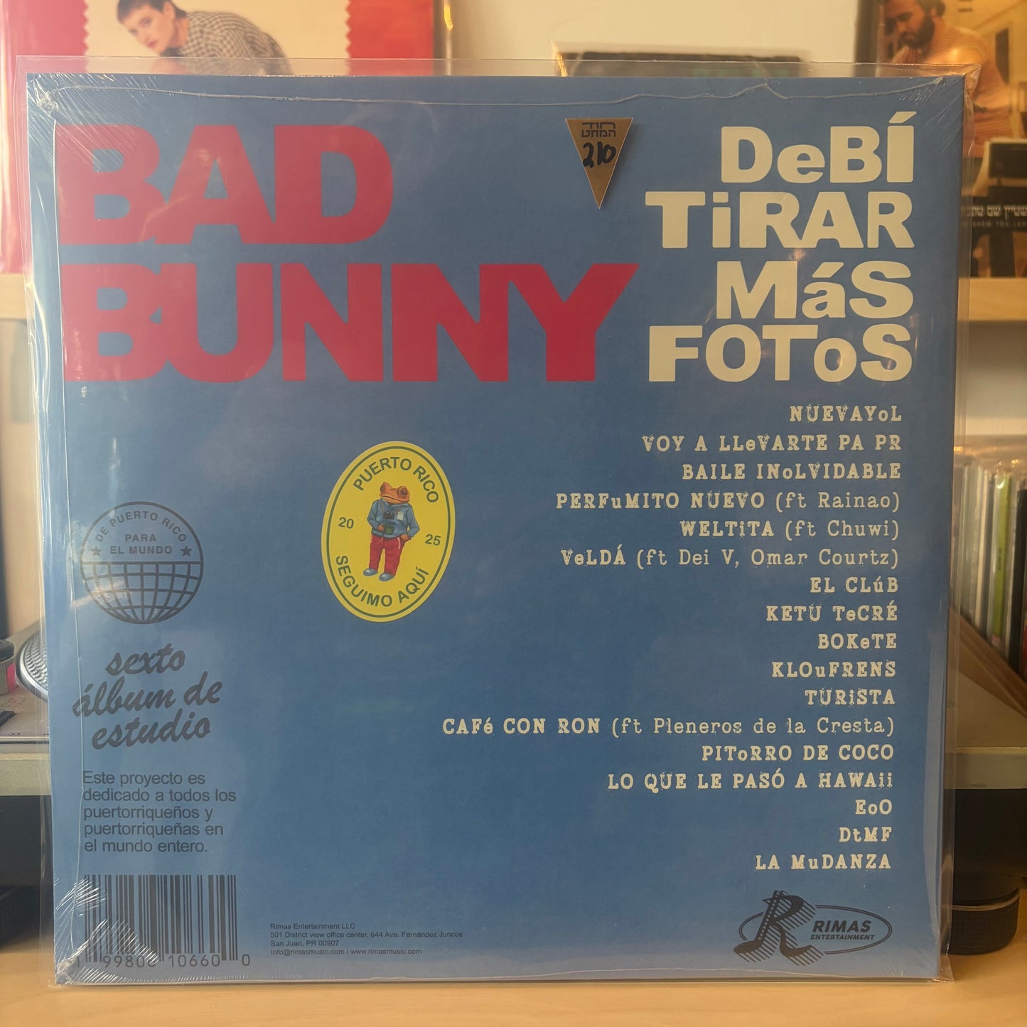Bad Bunny - DeBÍ TiRAR MáS FOToS