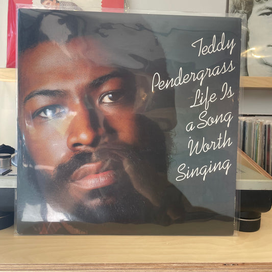 Teddy Pendergrass - Life Is A Song Worth Singing
