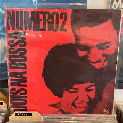 Elis Regina e Jair Rodrigues - dois na numero 2