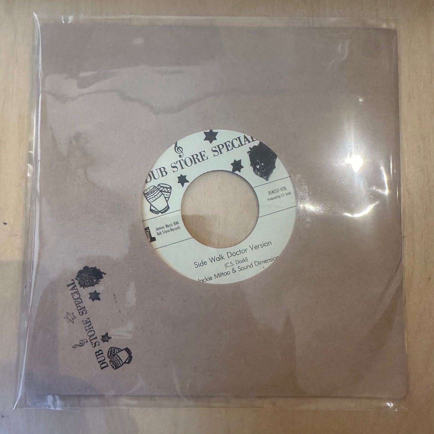Jennifer Lara / Jackie Mittoo & Sound Dimension - Woman Of The Ghetto / Side Walk Doctor Version