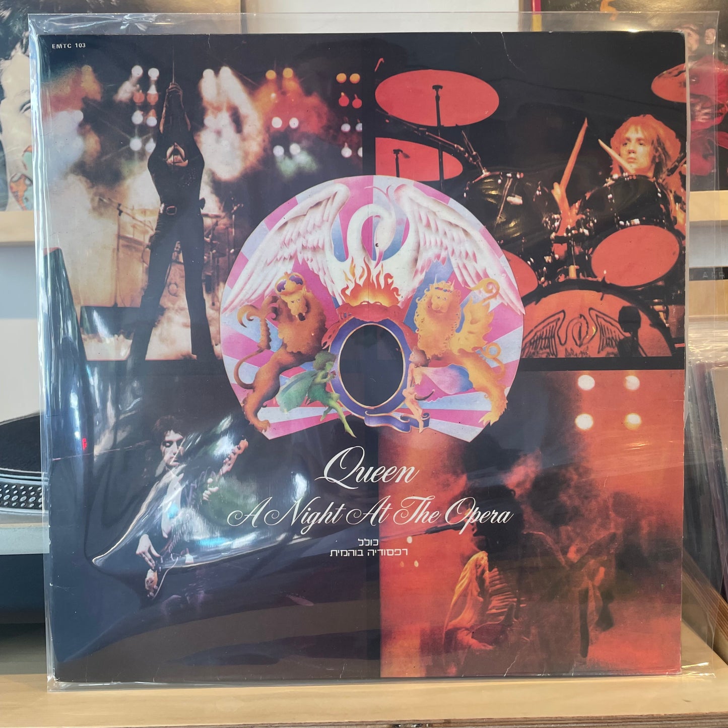 Queen - A Night At The Opera