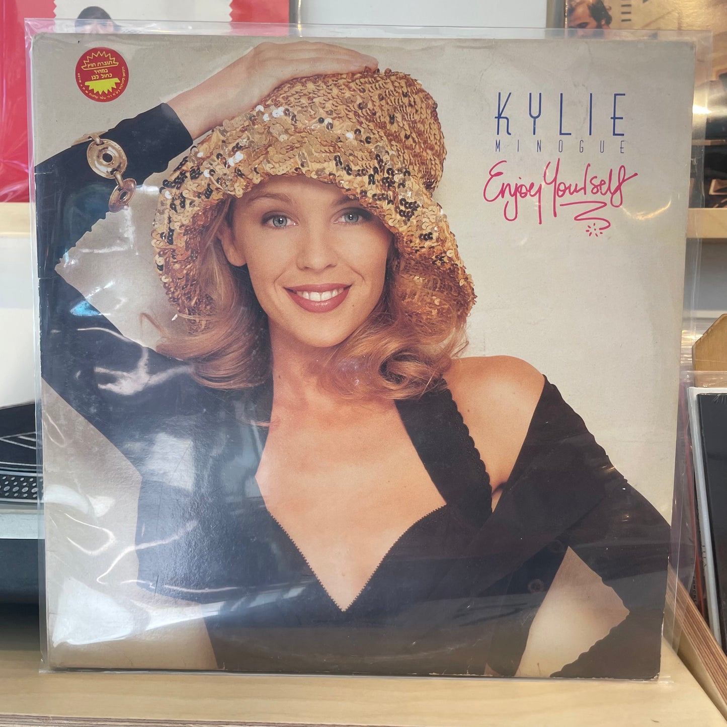 Kylie Minogue - Enjoy Yourself