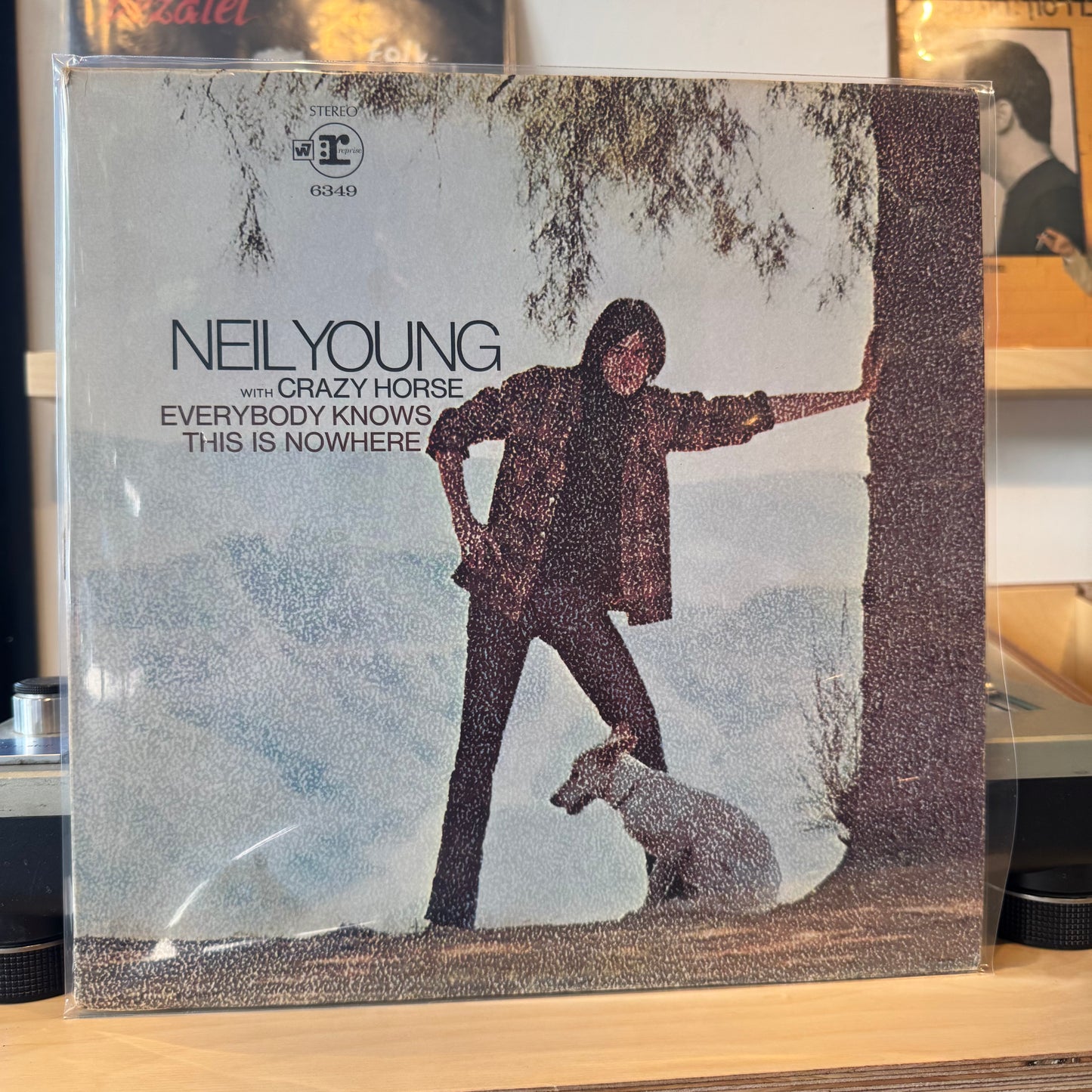 Neil Young With Crazy Horse - Everybody Knows This Is Nowhere