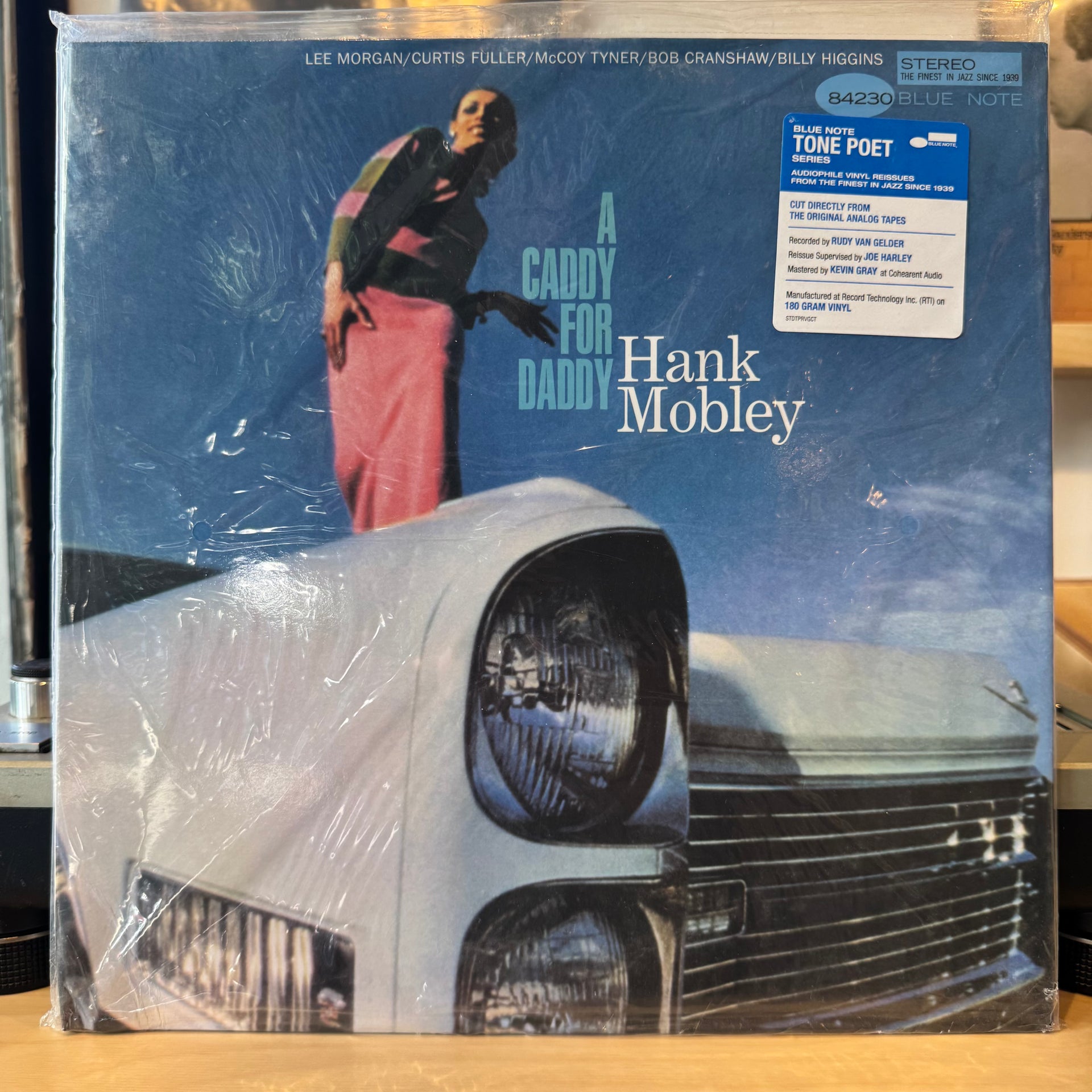 Hank Mobley - A Caddy For Daddy - חוד המחט