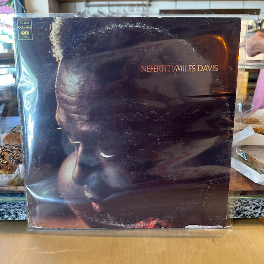 Miles Davis - Nefertiti