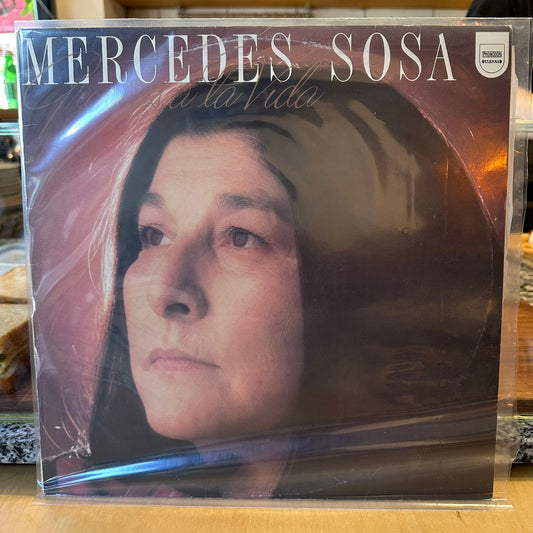 Mercedes Sosa - Gracias A La Vida