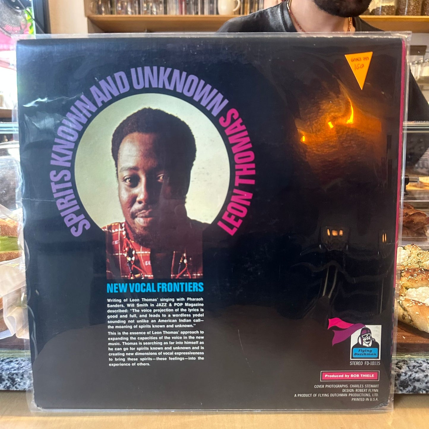 Leon Thomas - Spirits Known And Unknown