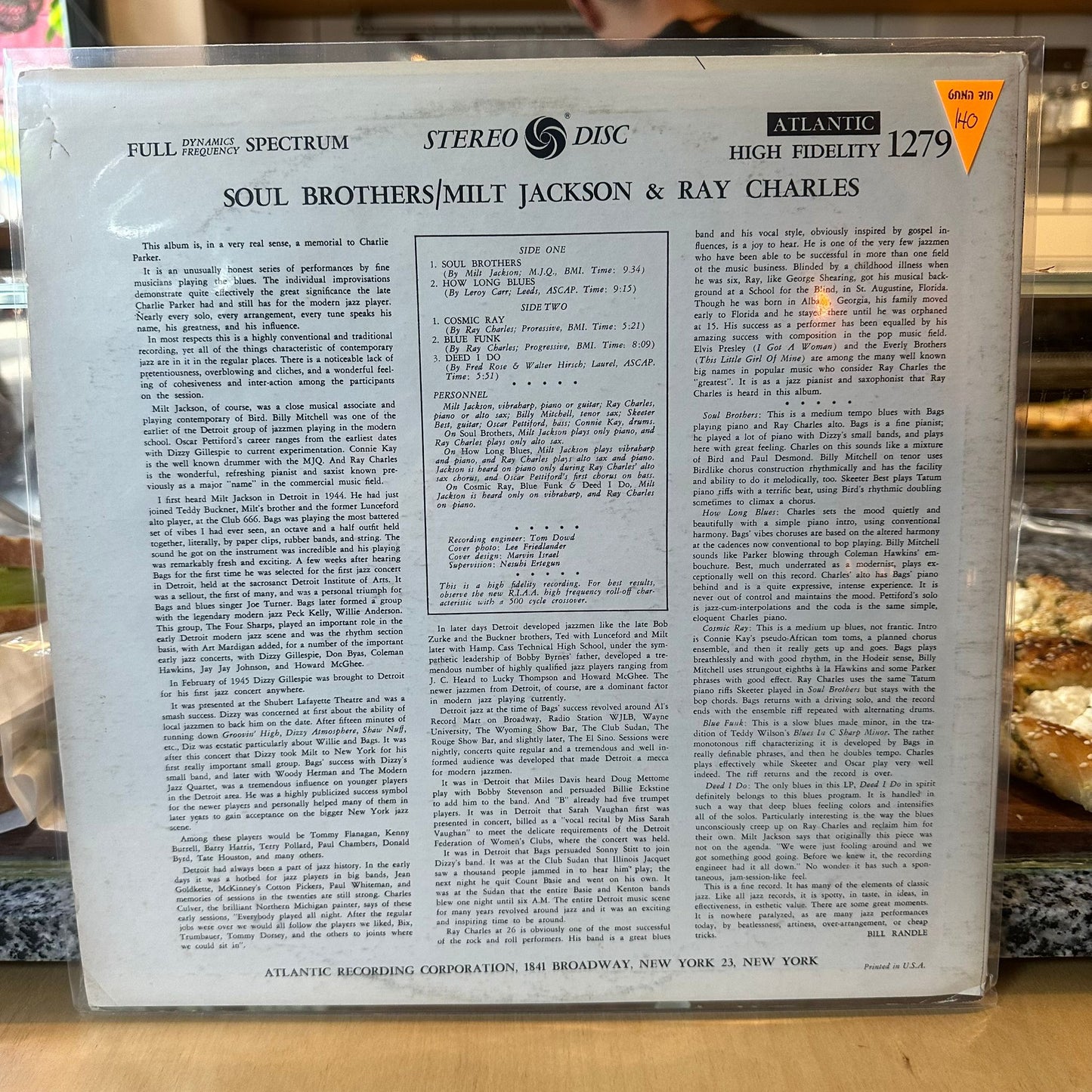 Milt Jackson & Ray Charles - Soul Brothers