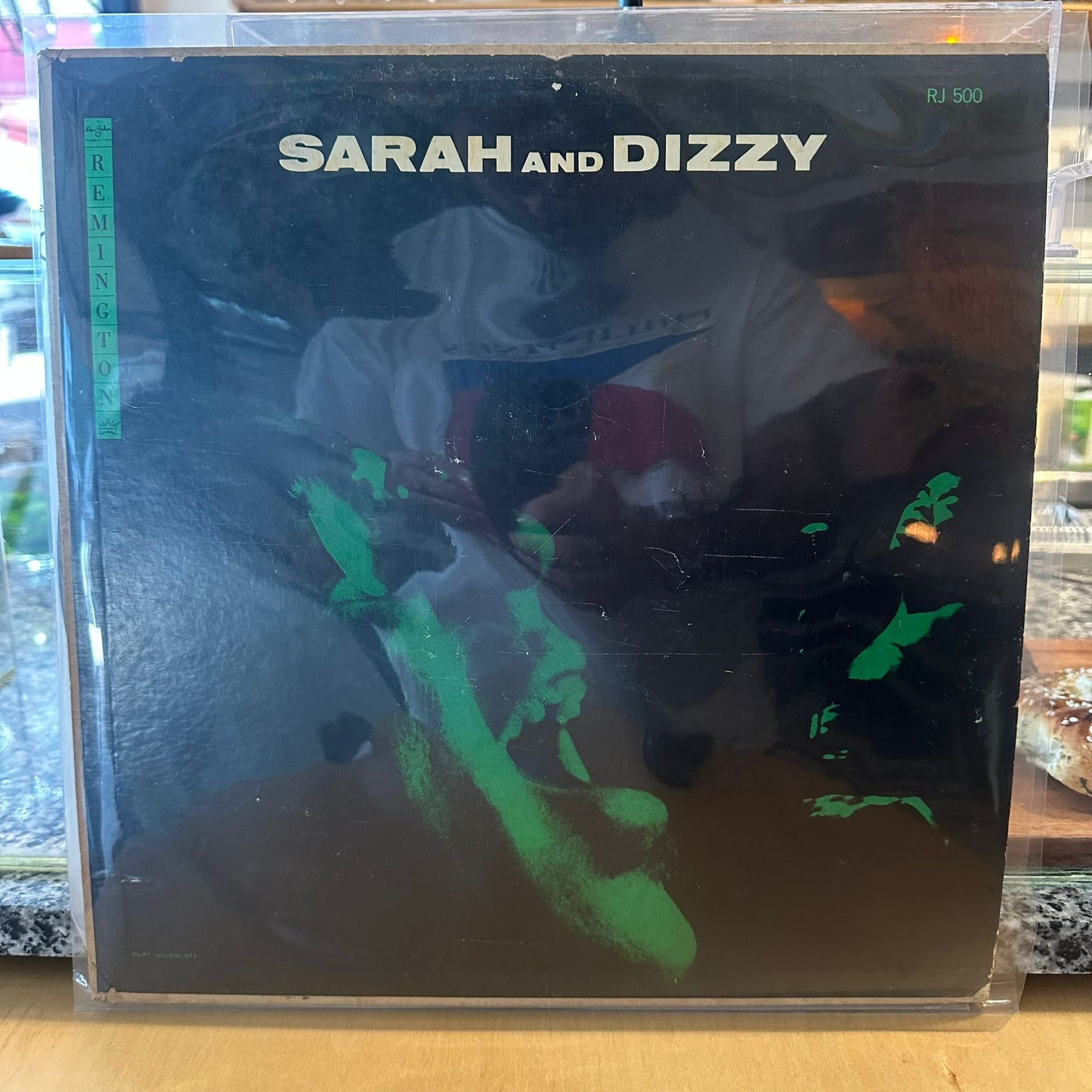 Sarah & Dizzy - Sarah & Dizzy