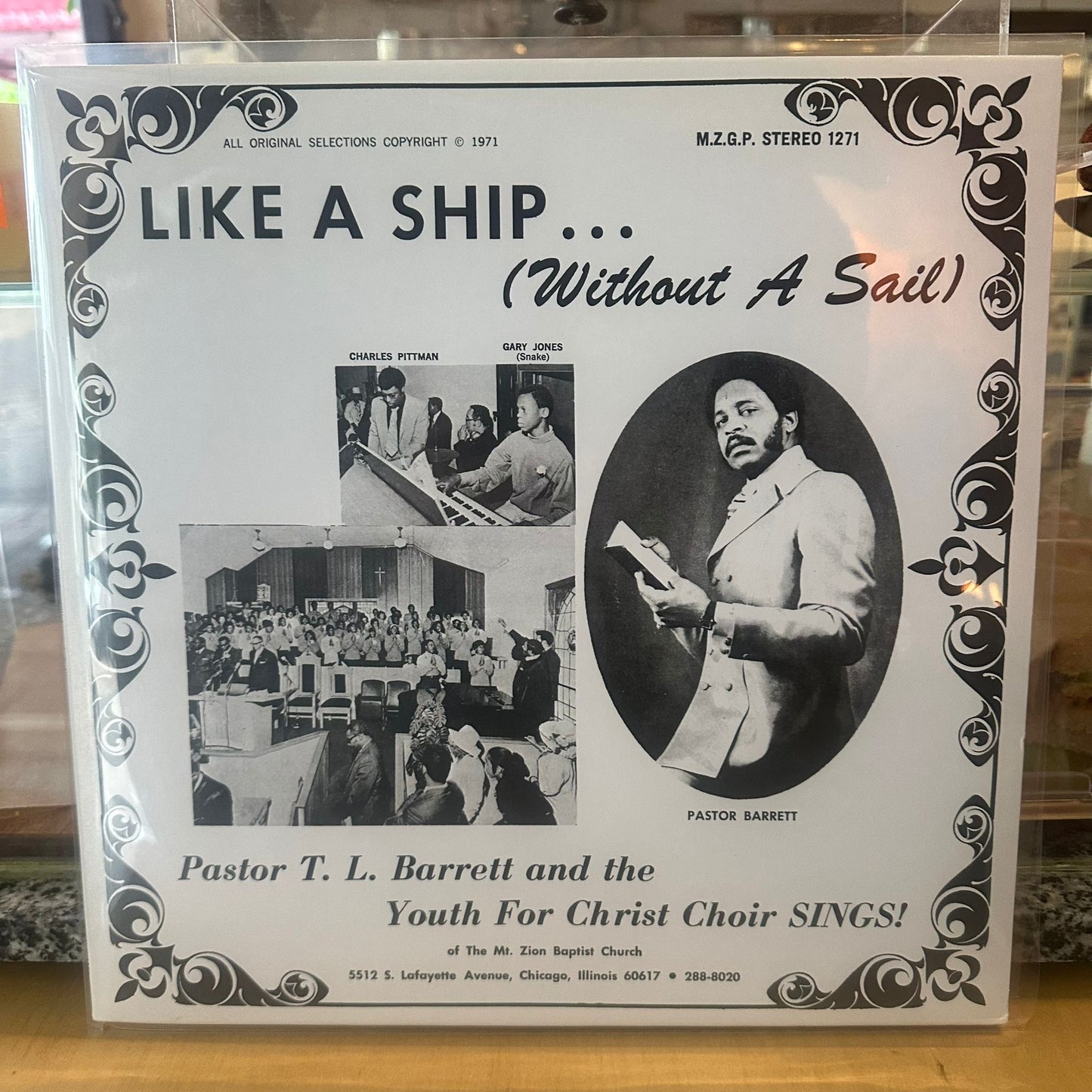 Pastor T. L. Barrett And The Youth For Christ Choir - Like A Ship... (Without A Sail)