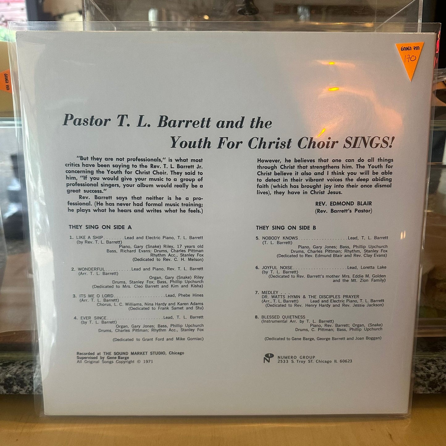 Pastor T. L. Barrett And The Youth For Christ Choir - Like A Ship... (Without A Sail)