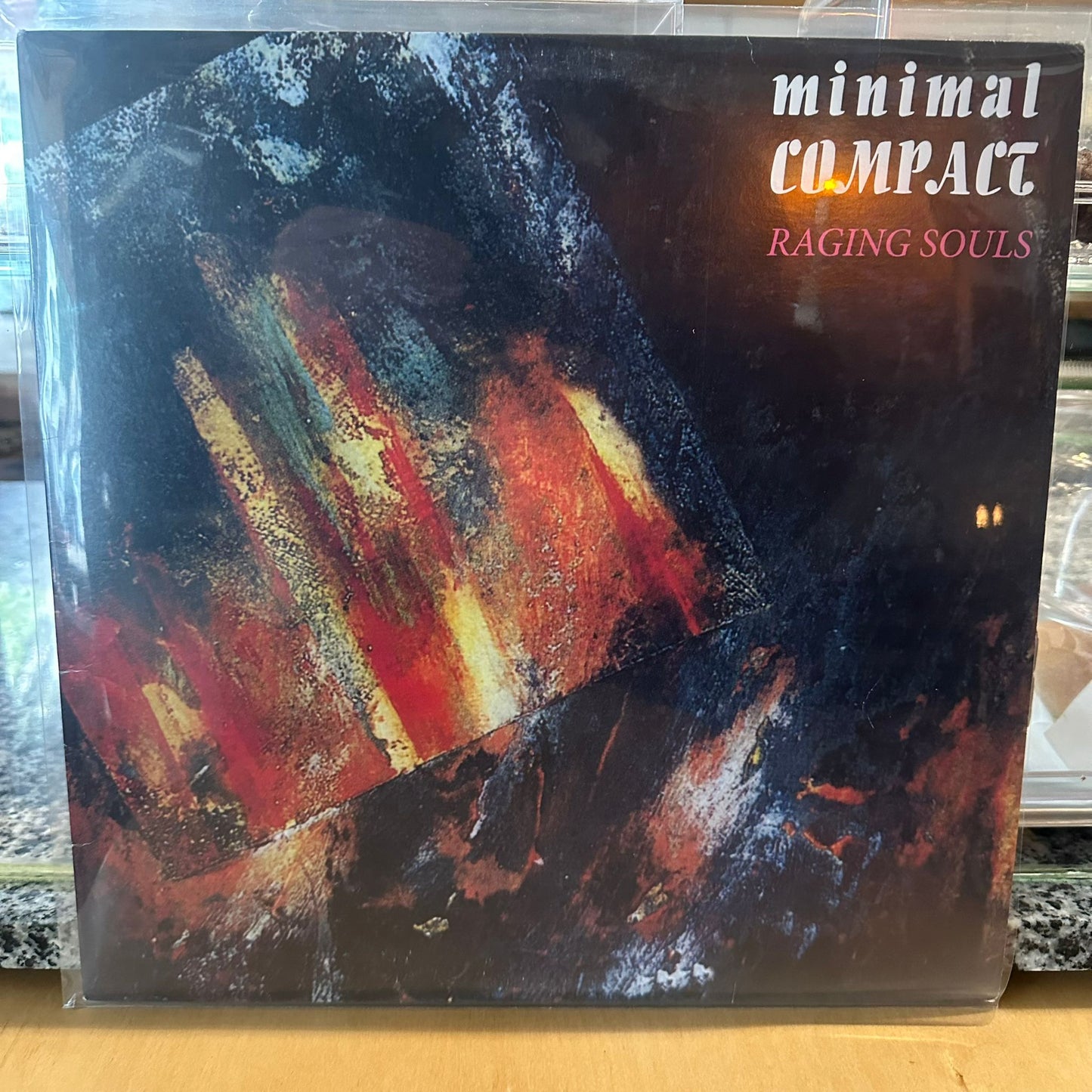 Minimal Compact - Raging Soul