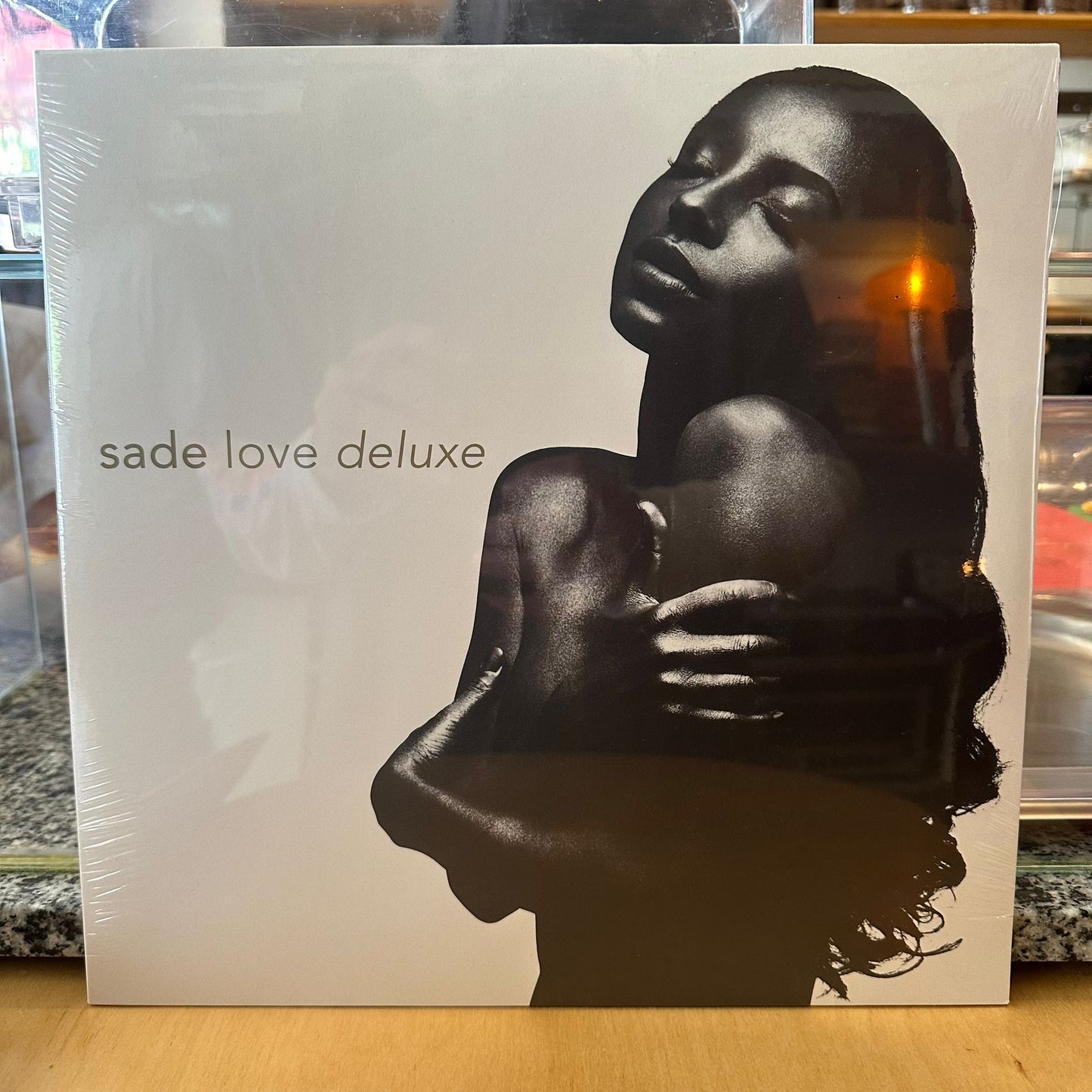 Sade - Love Deluxe