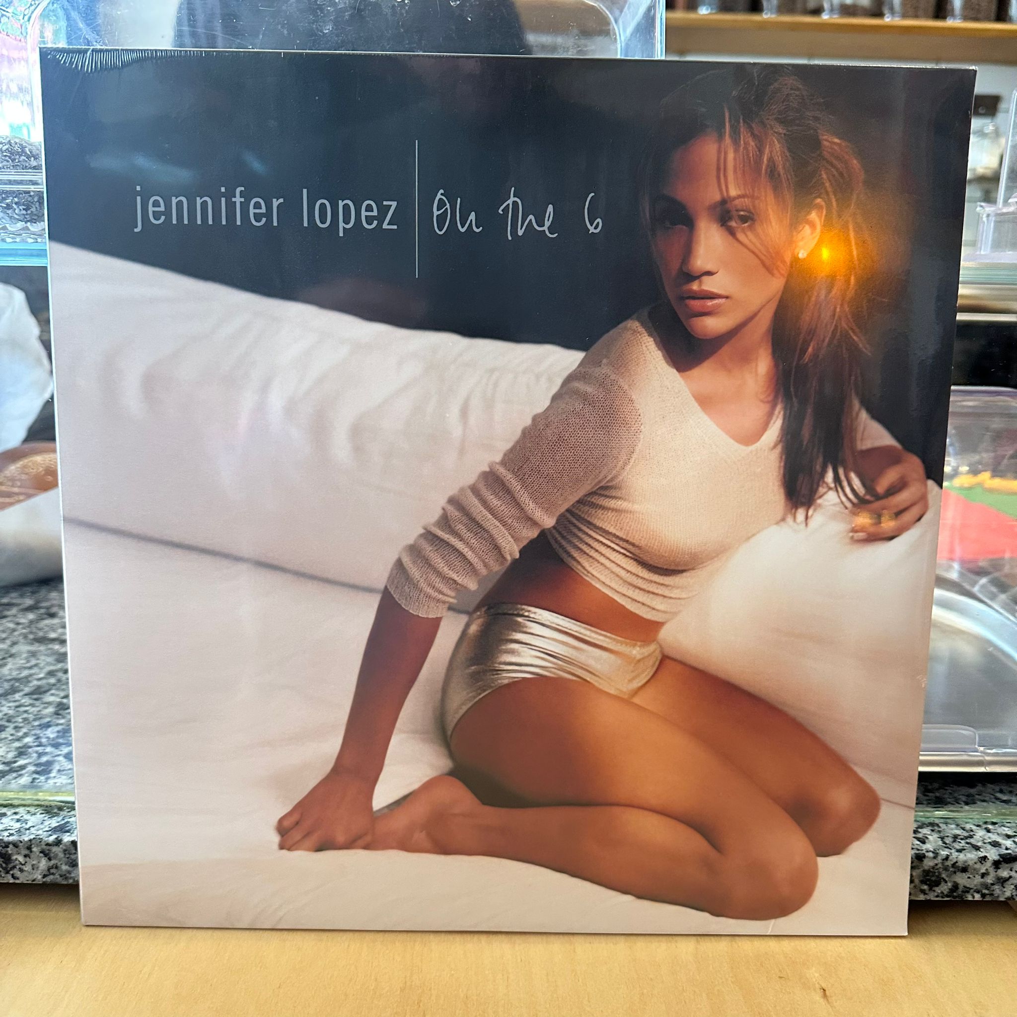 Jennifer Lopez - On The 6 - חוד המחט