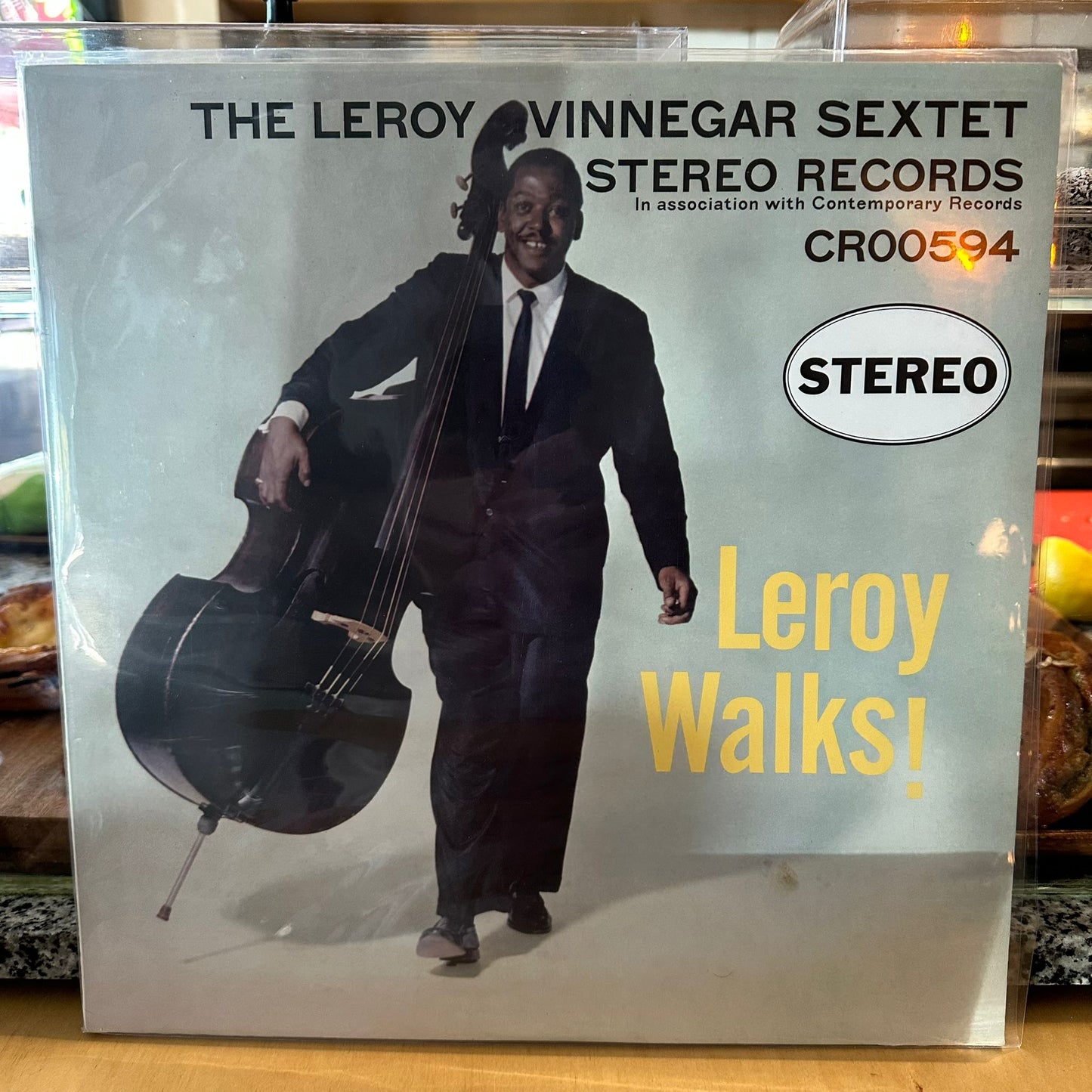 The Leroy Vinnegar Sextet - Leroy Walks!