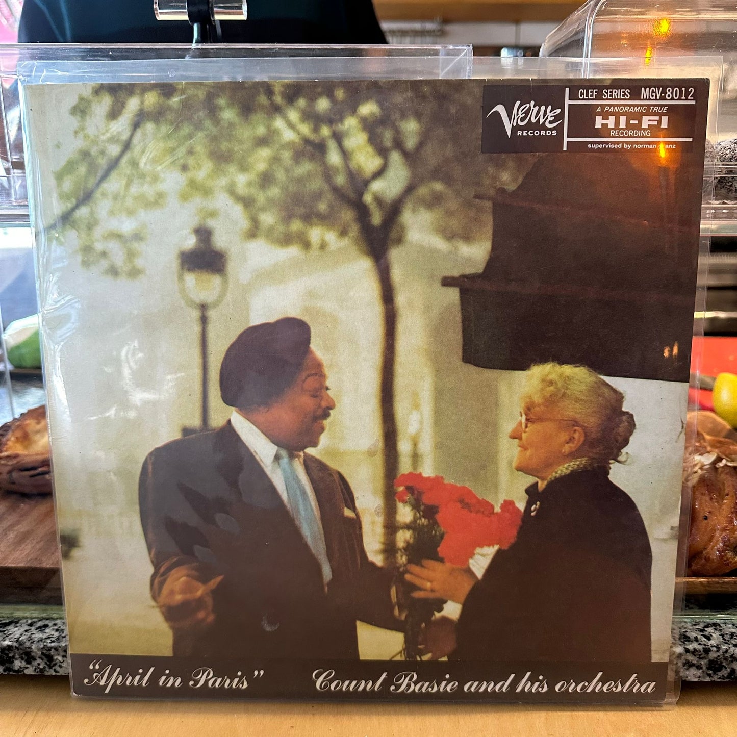 Count Basie And His Orchestra - April In Paris