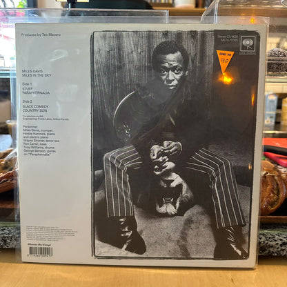 Miles Davis - Miles In The Sky