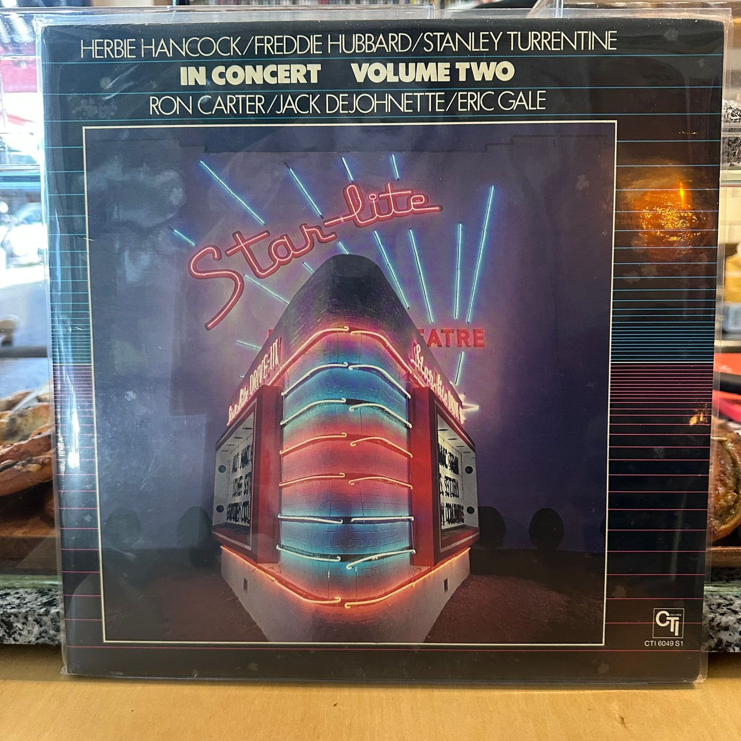 Herbie Hancock / Freddie Hubbard / Stanley Turrentine / Ron Carter / Jack DeJohnette / Eric Gale - In Concert Volume Two