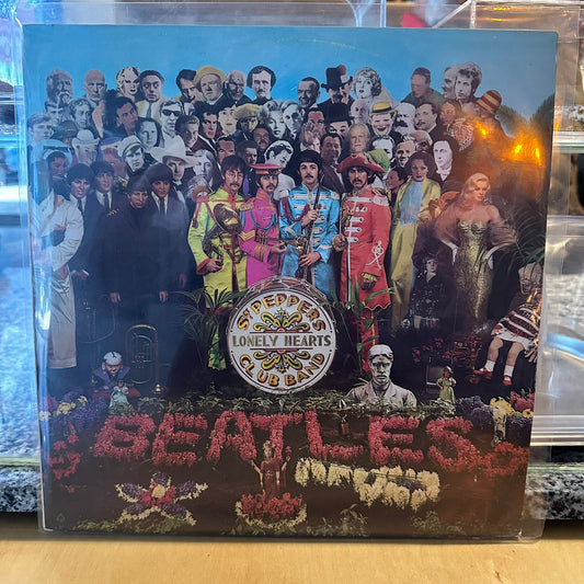 The Beatles - Sgt. Pepper's Lonely Hearts Club Band