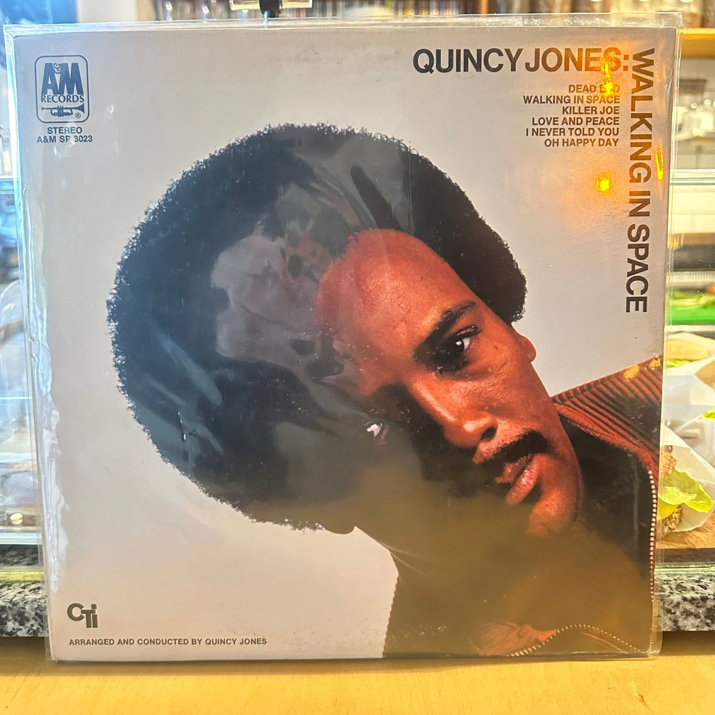 Quincy Jones - Walking In Space