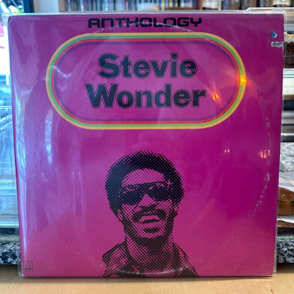 Stevie Wonder – Looking Back