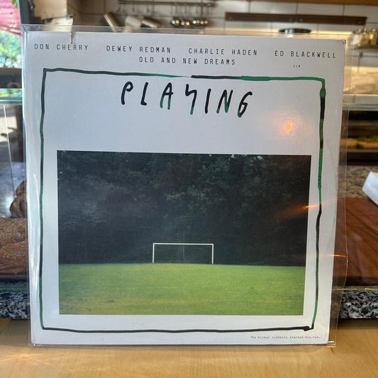 Old And New Dreams - Playing